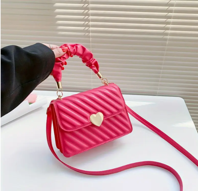 kleine Herztasche