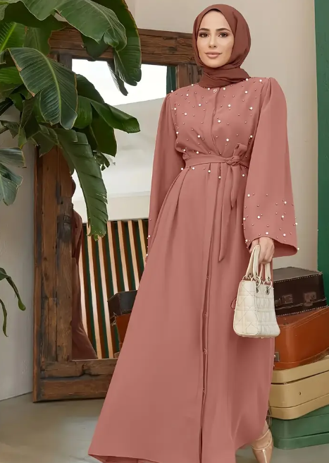 Drift Into Garden Langarm Bead Dress mit Gürtel - Elegante Braune Hijab, Lange Fließende Rock und Bead Detail, Perfekt für alle Jahreszeiten, Allseason Dress | Elegante Hijab | Bead Detailing, Plus Size Dress