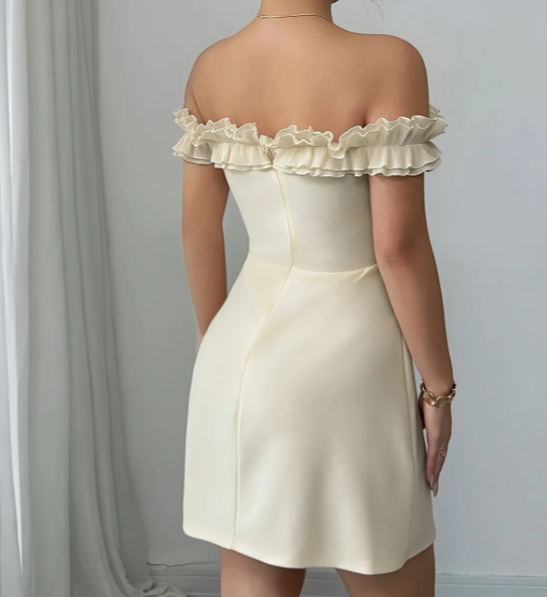 beiges mini Kleid Schulterfrei
