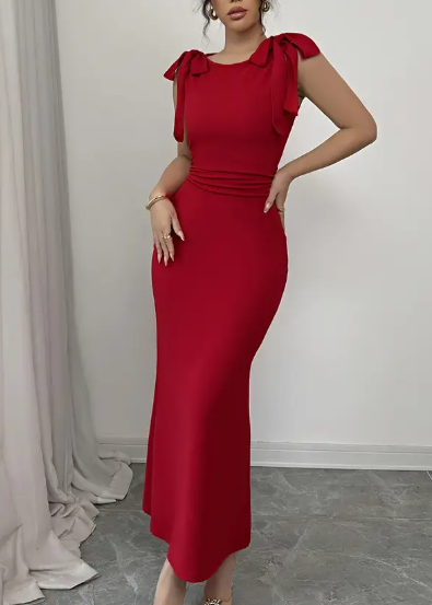 Eine elegante rote Kleid für Frauen, mit Schultergürteln