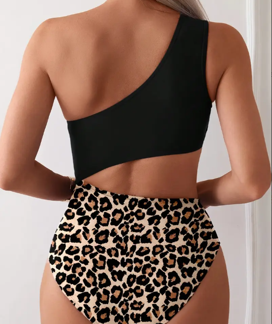 Einschüssiger Asymmetrischer Sexy Gefalteter Hohler Bikini-Badeanzug Für Damen