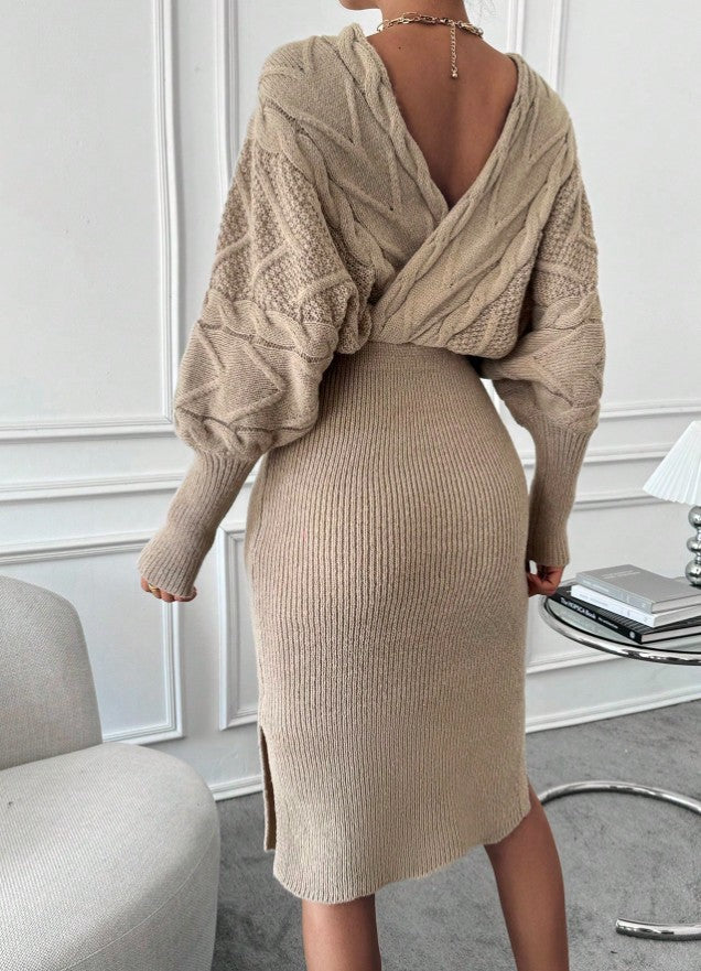 Pulloverkleid mit V-Ausschnitt, Fledermausärmeln