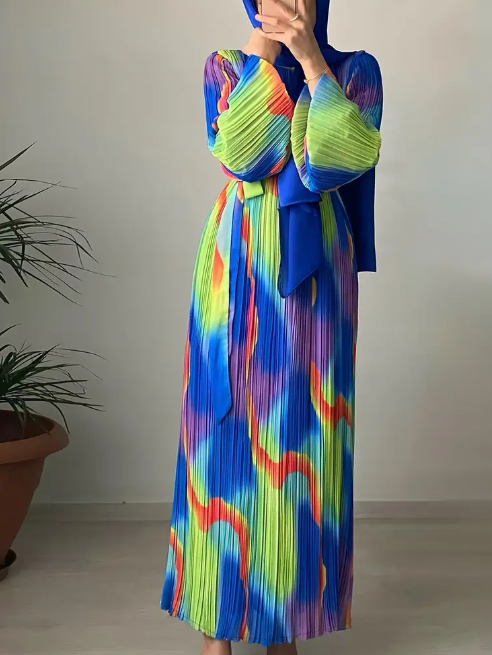 Elegante Plissee-Abaya für Damen - Polyester-Elasthan-Mischung, lebendiges Colorblock-Design, gewebt, nahöstlicher Stil, vielseitig für alle Jahreszeiten mit Taillendetail (Hijab nicht im Lieferumfang enthalten)