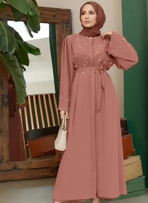 Drift Into Garden Langarm Bead Dress mit Gürtel - Elegante Braune Hijab, Lange Fließende Rock und Bead Detail, Perfekt für alle Jahreszeiten, Allseason Dress | Elegante Hijab | Bead Detailing, Plus Size Dress