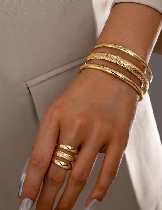 1 Set goldenes Eisen-Metallarmreif-Armreif Schmuck-Set
