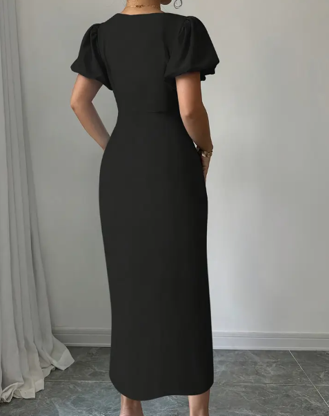 Damen Elegantes Figurbetontes Kleid mit Seitenschlitz - Rundhalsausschnitt Kurzarm